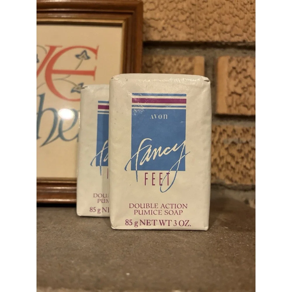 (2) AVON FANCY FEET DOUBLE ACTION PUMICE SOAP 3oz NOS